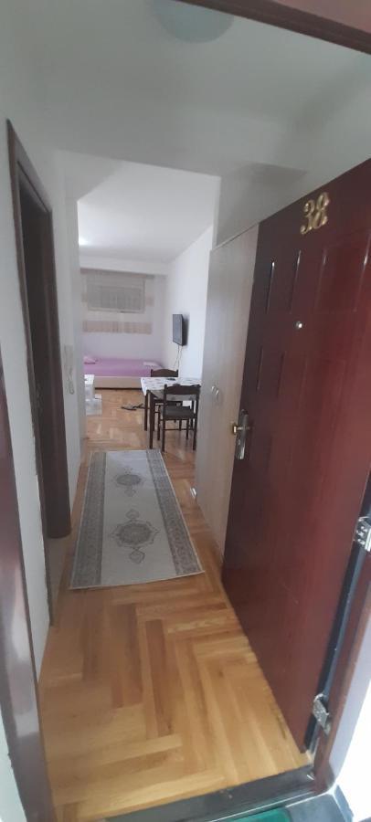 Apartment Luka Podgorica Exterior photo
