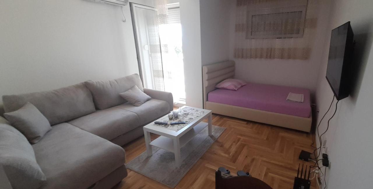 Apartment Luka Podgorica Exterior photo